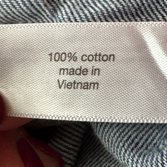 Lane Bryant Mid-Rise Signature Fit Relaxed Straight Leg Jeans - Picture 6 of 7